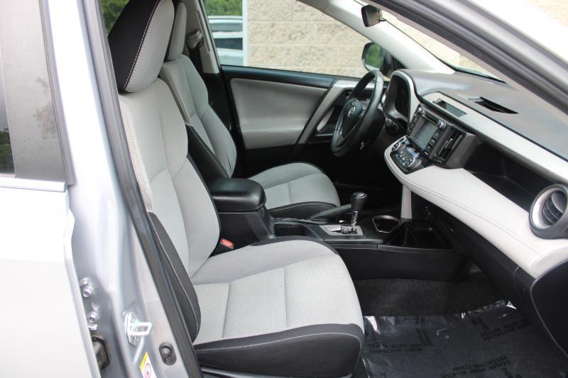 Toyota RAV4 Adventure AWD (Natl) 2018