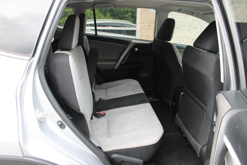 Toyota RAV4 Adventure AWD (Natl) 2018