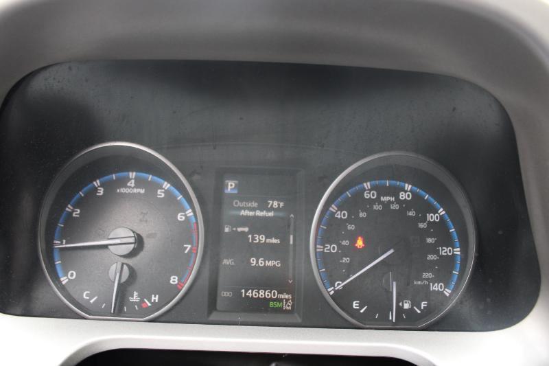 Toyota RAV4 Adventure AWD (Natl) 2018