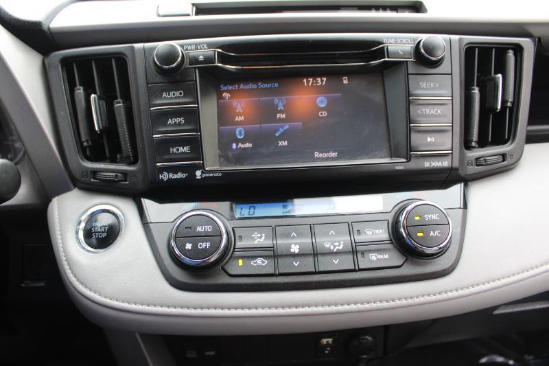 Toyota RAV4 Adventure AWD (Natl) 2018