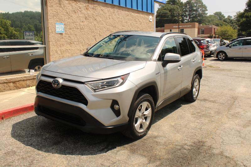 Toyota RAV4 Hybrid XLE AWD (Natl) 2021