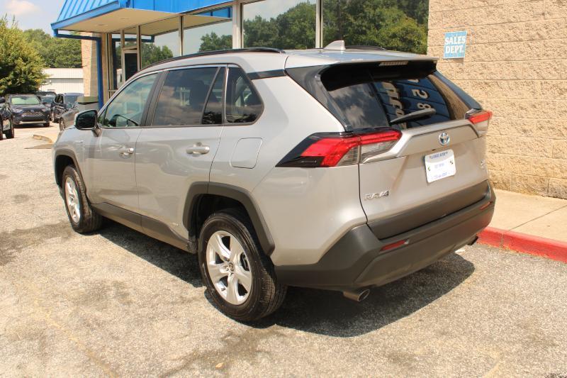 Toyota RAV4 Hybrid XLE AWD (Natl) 2021