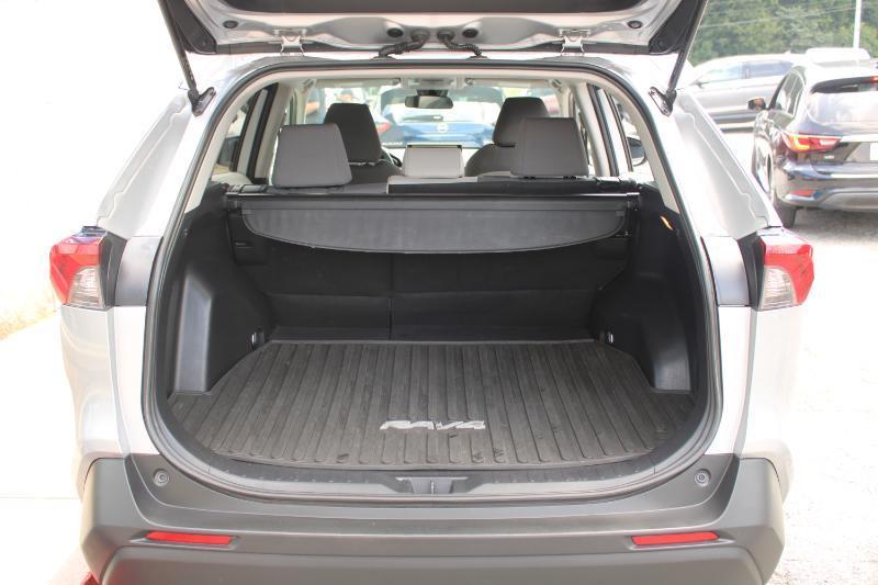 Toyota RAV4 Hybrid XLE AWD (Natl) 2021