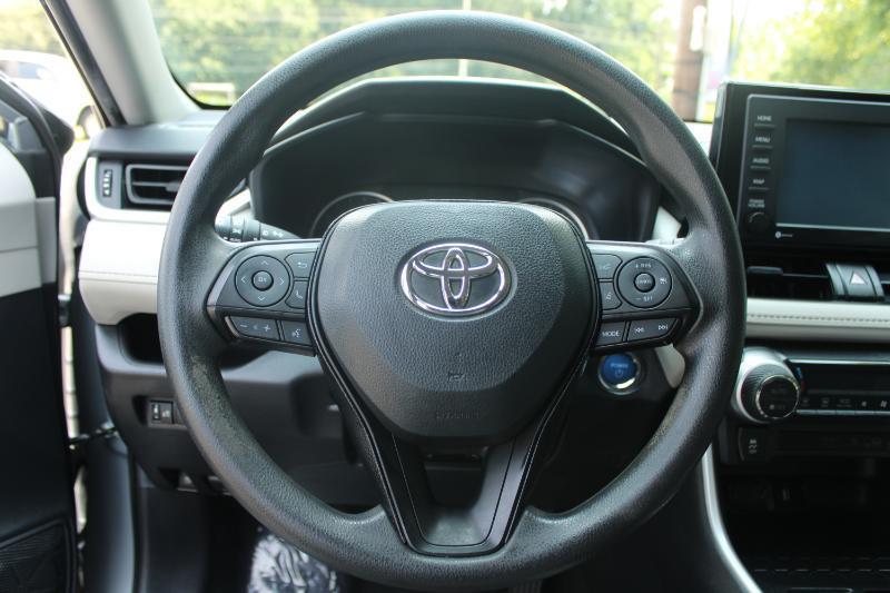 Toyota RAV4 Hybrid XLE AWD (Natl) 2021