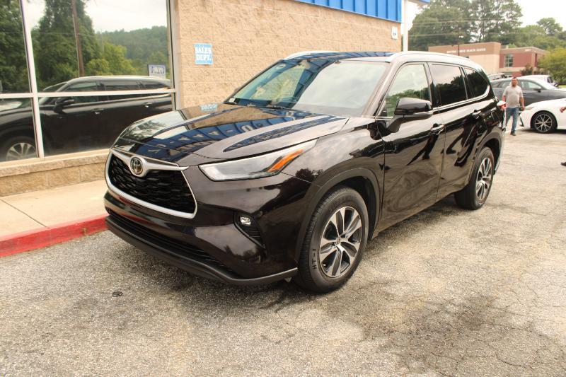 Toyota Highlander XLE FWD (Natl) 2022