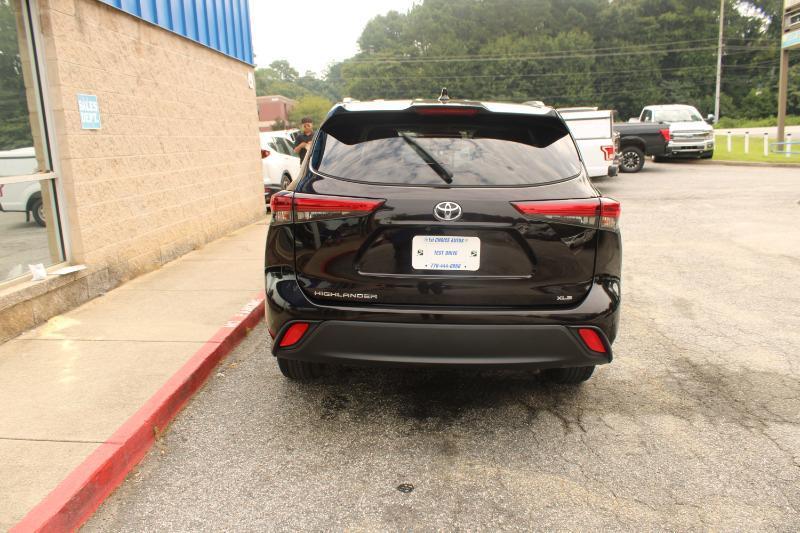 Toyota Highlander XLE FWD (Natl) 2022