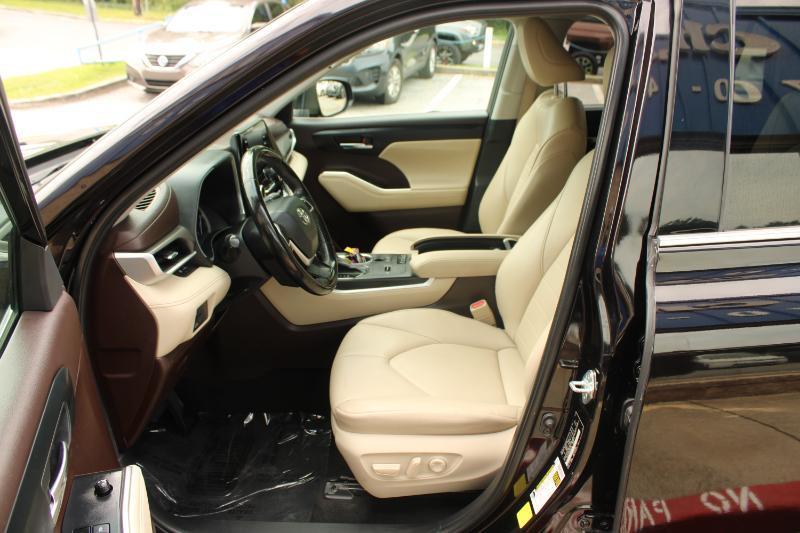 Toyota Highlander XLE FWD (Natl) 2022