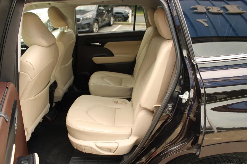 Toyota Highlander XLE FWD (Natl) 2022