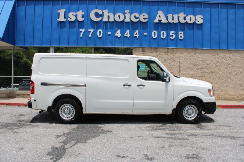 Nissan NV Standard Roof 2500 V8 S 2016