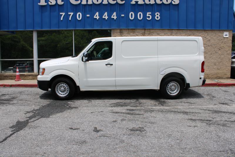 Nissan NV Standard Roof 2500 V8 S 2016