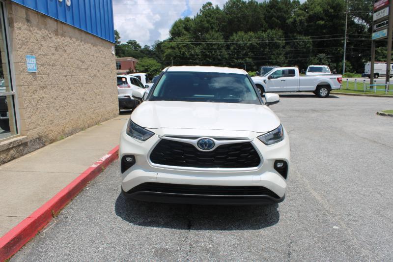 Toyota Highlander Hybrid LE AWD (Natl) 2021