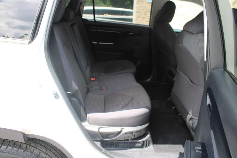 Toyota Highlander Hybrid LE AWD (Natl) 2021