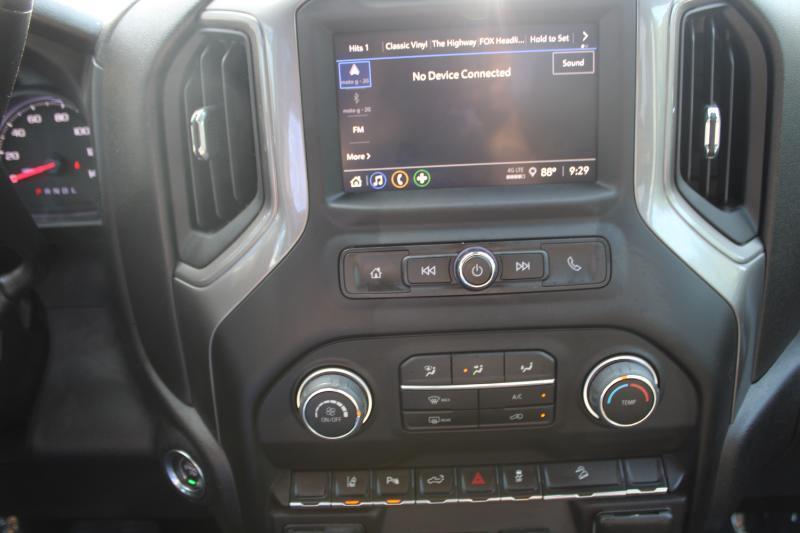 Chevrolet Silverado 2500HD 4WD Crew Cab 159" Custom 2024