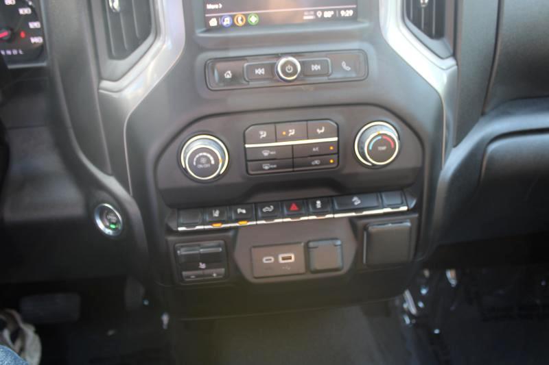 Chevrolet Silverado 2500HD 4WD Crew Cab 159" Custom 2024