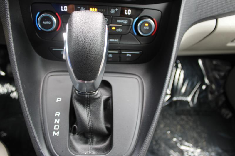 Ford Transit Connect Wagon XLT LWB w/Rear Symmetrical Doors 2022