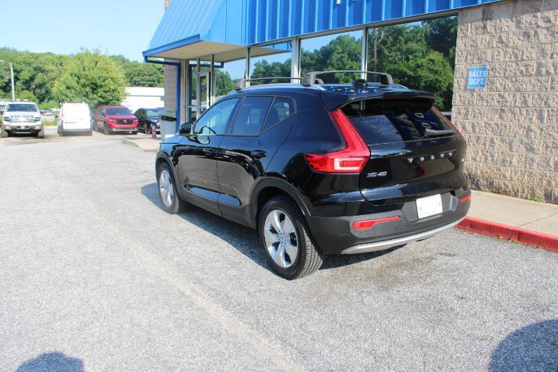 Volvo XC40 T4 FWD Momentum 2021