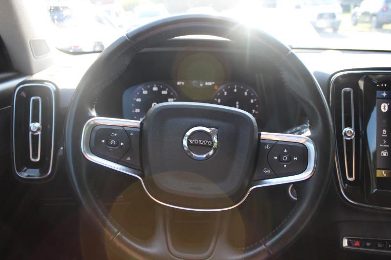 Volvo XC40 T4 FWD Momentum 2021