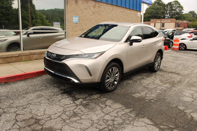 Toyota Venza LE AWD (Natl) 2023
