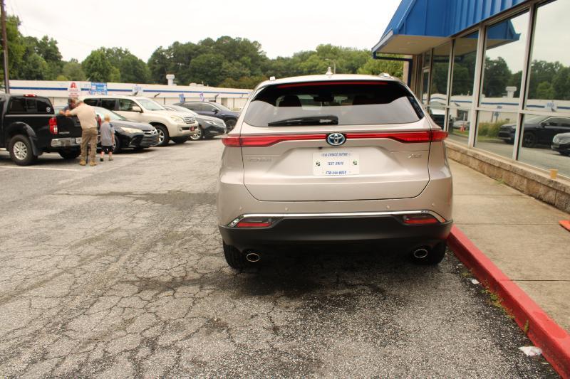 Toyota Venza LE AWD (Natl) 2023