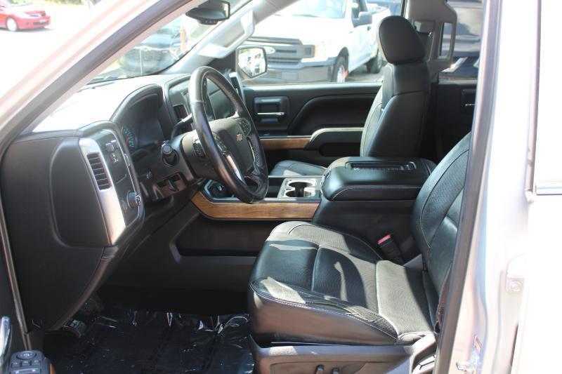 Chevrolet Silverado 1500 2WD Crew Cab 143.5" LTZ w/1LZ 2016