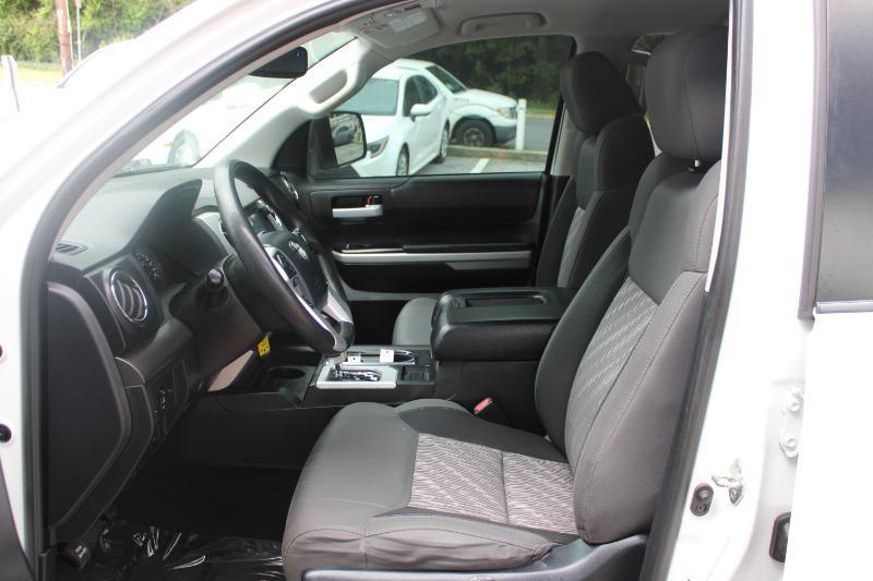 Toyota Tundra 2WD SR5 Double Cab 6.5' Bed 5.7L (Natl) 2020