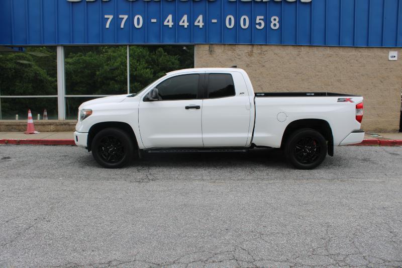 Toyota Tundra 2WD SR5 Double Cab 6.5' Bed 5.7L (Natl) 2020