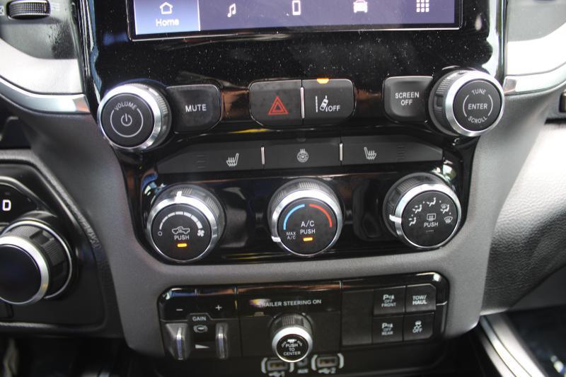 RAM 1500 Big Horn 4x4 Quad Cab 6'4" Box 2025