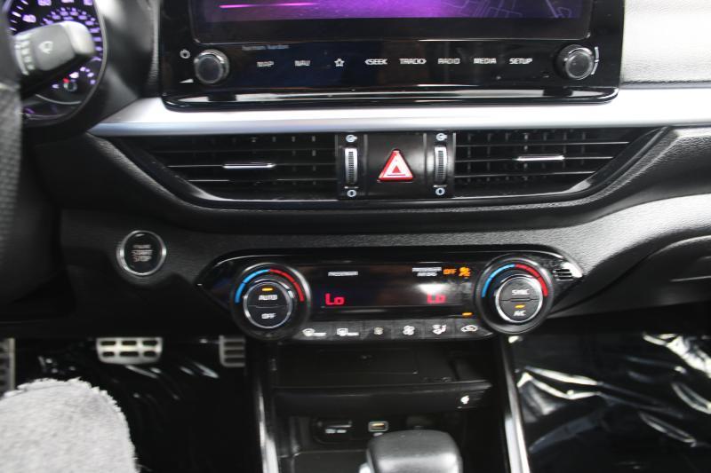 Kia Forte GT-Line IVT 2023