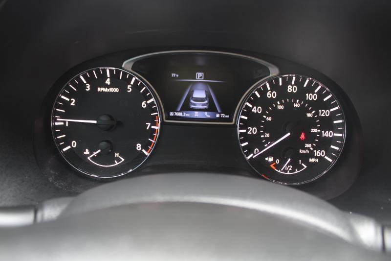 Nissan Pathfinder FWD SL 2020