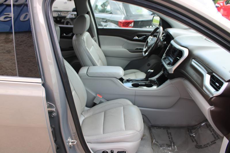 GMC Acadia FWD 4dr SLT w/SLT-1 2019