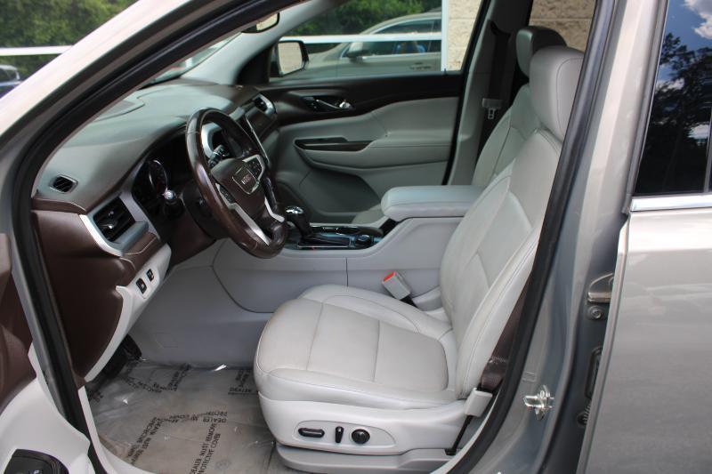 GMC Acadia FWD 4dr SLT w/SLT-1 2019