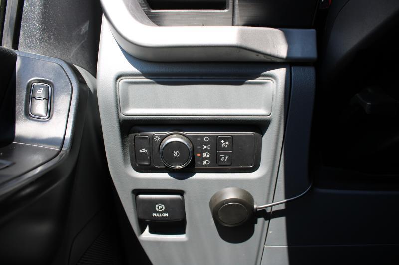 Ford F-150 XL 4WD SuperCab 8' Box 2022