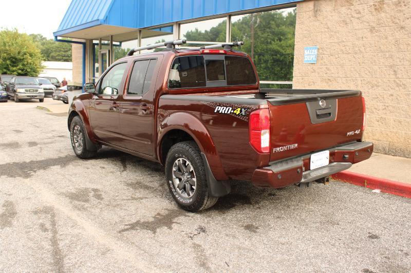 Nissan Frontier 4WD Crew Cab SWB Auto PRO-4X 2016
