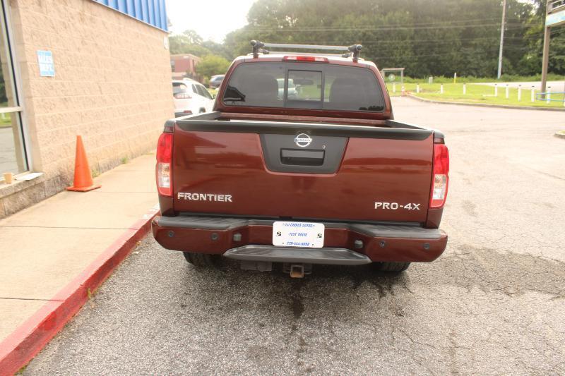 Nissan Frontier 4WD Crew Cab SWB Auto PRO-4X 2016
