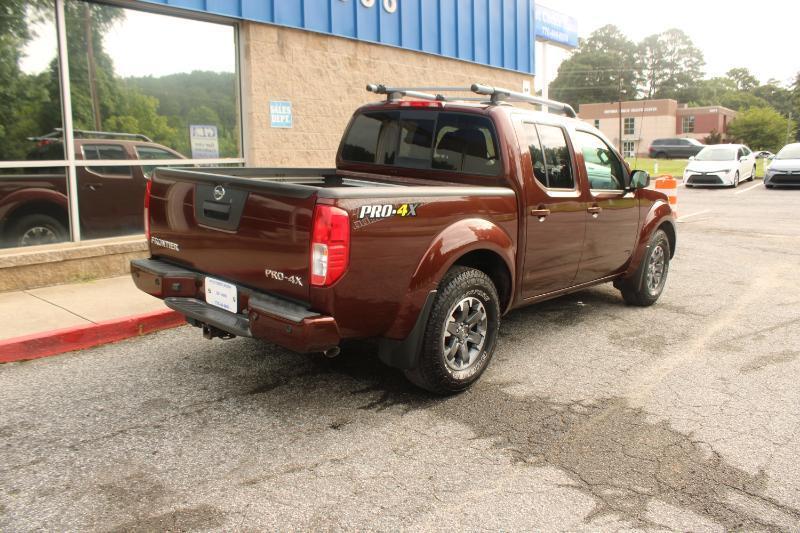Nissan Frontier 4WD Crew Cab SWB Auto PRO-4X 2016