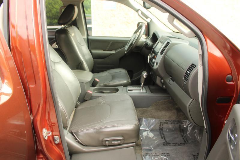 Nissan Frontier 4WD Crew Cab SWB Auto PRO-4X 2016