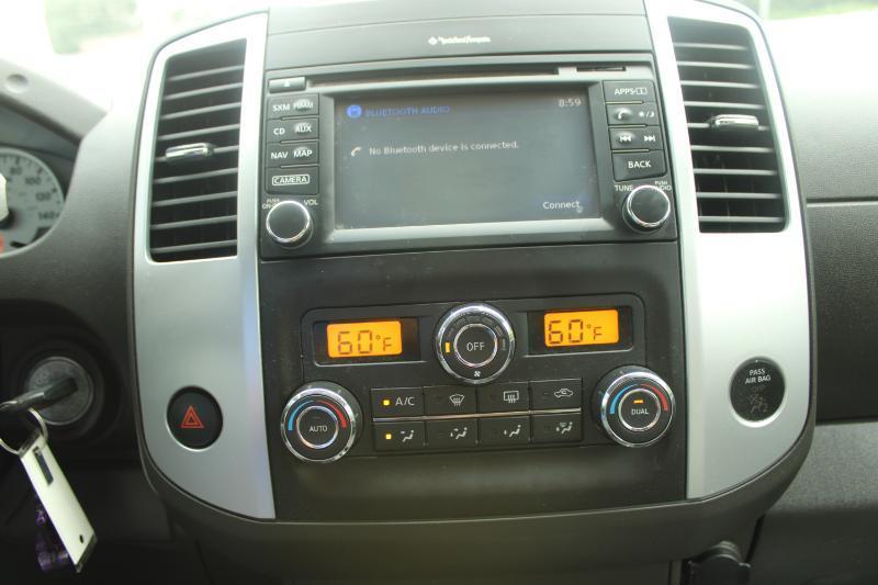 Nissan Frontier 4WD Crew Cab SWB Auto PRO-4X 2016