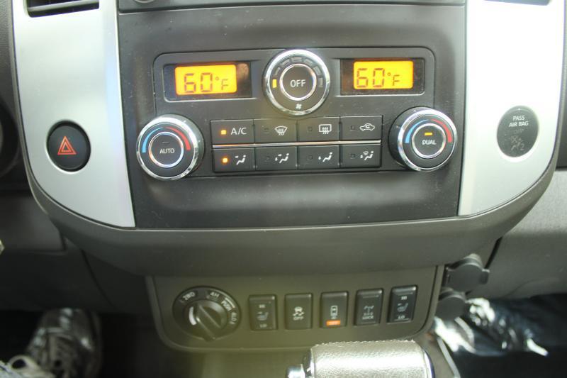 Nissan Frontier 4WD Crew Cab SWB Auto PRO-4X 2016