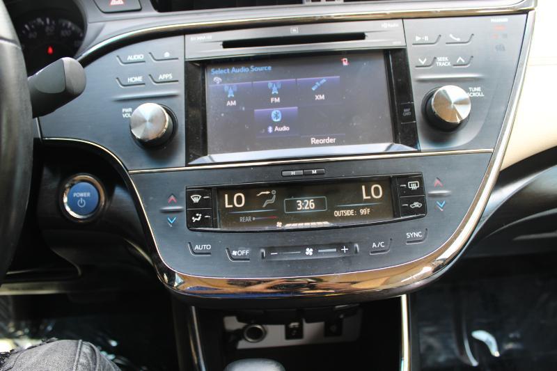 Toyota Avalon Hybrid Limited (Natl) 2017