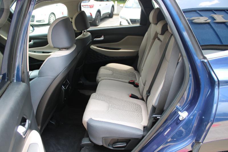 Hyundai Santa Fe SEL FWD 2021