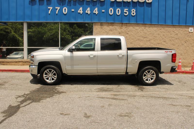 Chevrolet Silverado 1500 4WD Crew Cab 143.5" LT w/1LT 2018