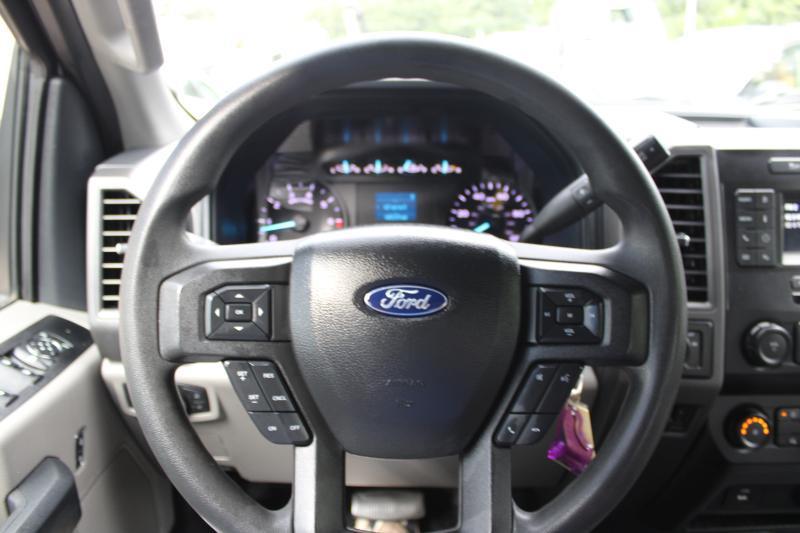 Ford Super Duty F-250 SRW XL 2WD Crew Cab 8' Box 2022