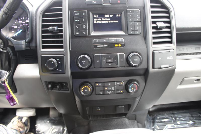 Ford Super Duty F-250 SRW XL 2WD Crew Cab 8' Box 2022