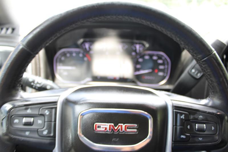 GMC Sierra 1500 Limited 4WD Crew Cab 147" SLT 2022