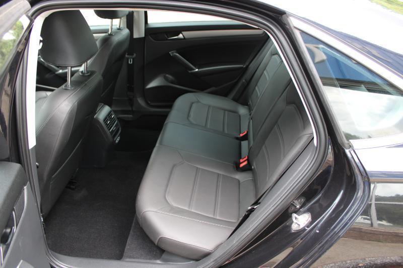 Volkswagen Passat 2.0T SE Auto 2021