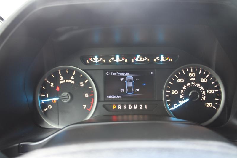 Ford F-150 4WD SuperCrew 145" King Ranch 2015