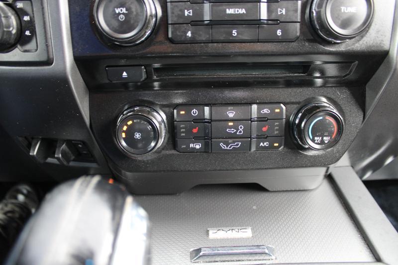 Ford F-150 4WD SuperCrew 145" King Ranch 2015