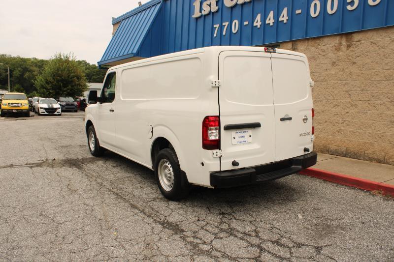 Nissan NV Cargo NV2500 HD Standard Roof V6 S 2021