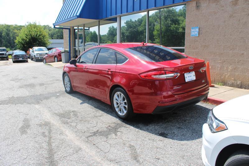 Ford Fusion SE FWD 2020