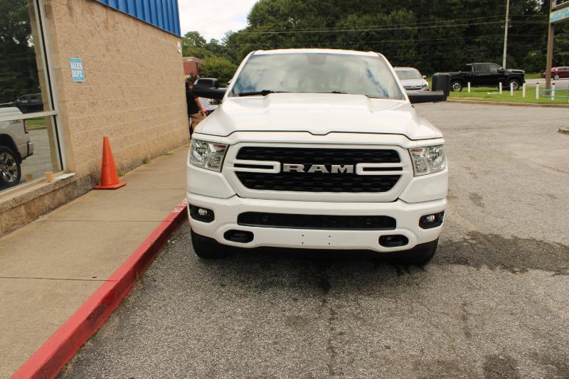 RAM 1500 Big Horn 4x4 Crew Cab 6'4" Box 2024